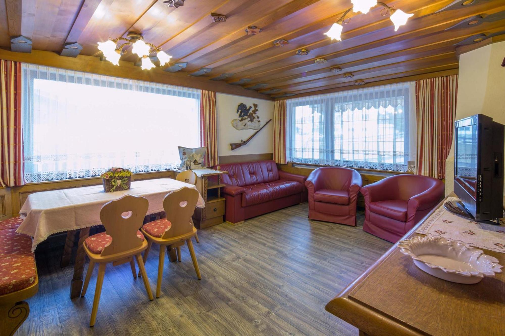 Alpin Apartments โคลฟอสโก ห้อง รูปภาพ